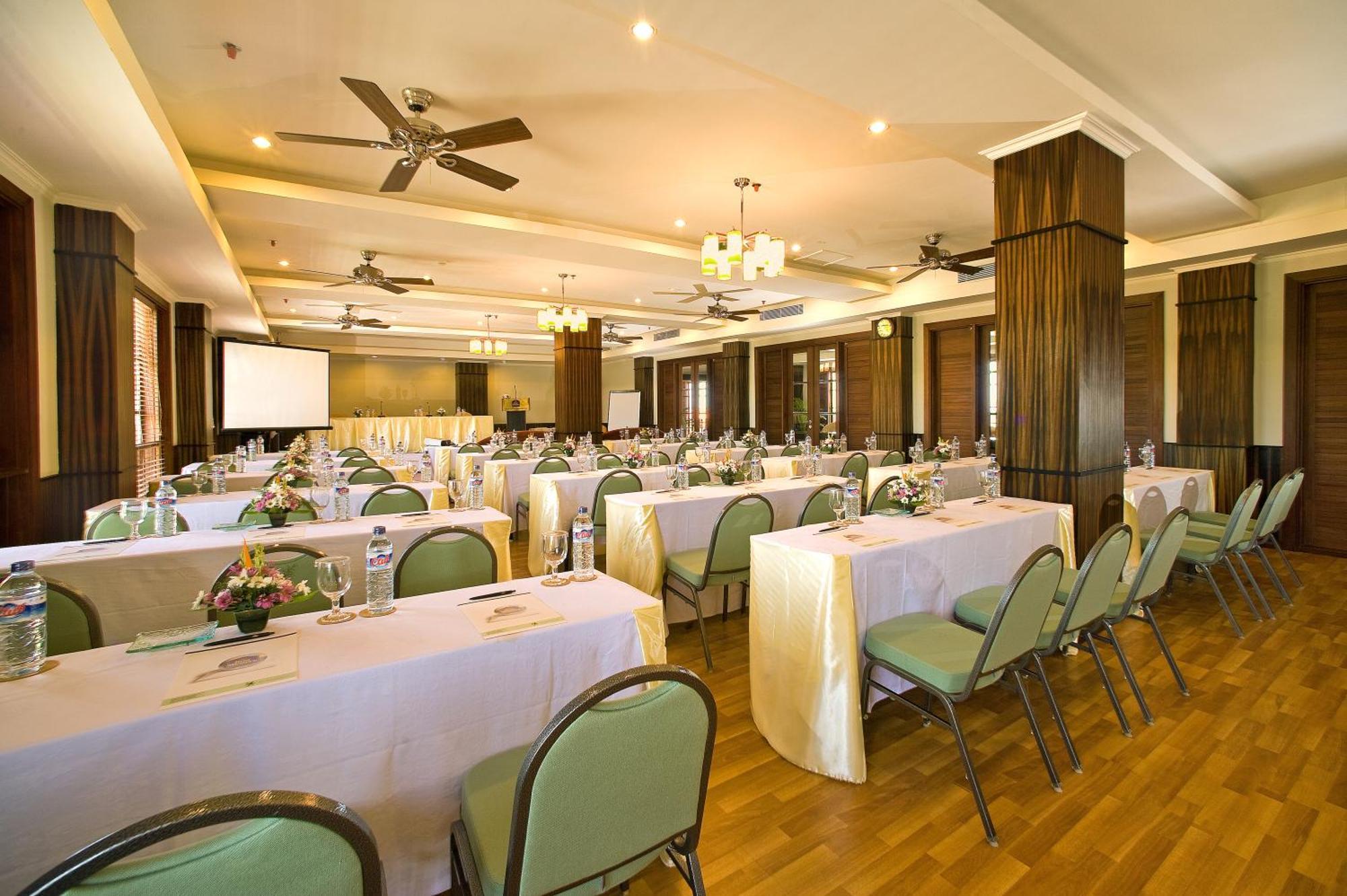 New Kuta Hotel By Lorin 乌鲁瓦图 外观 照片