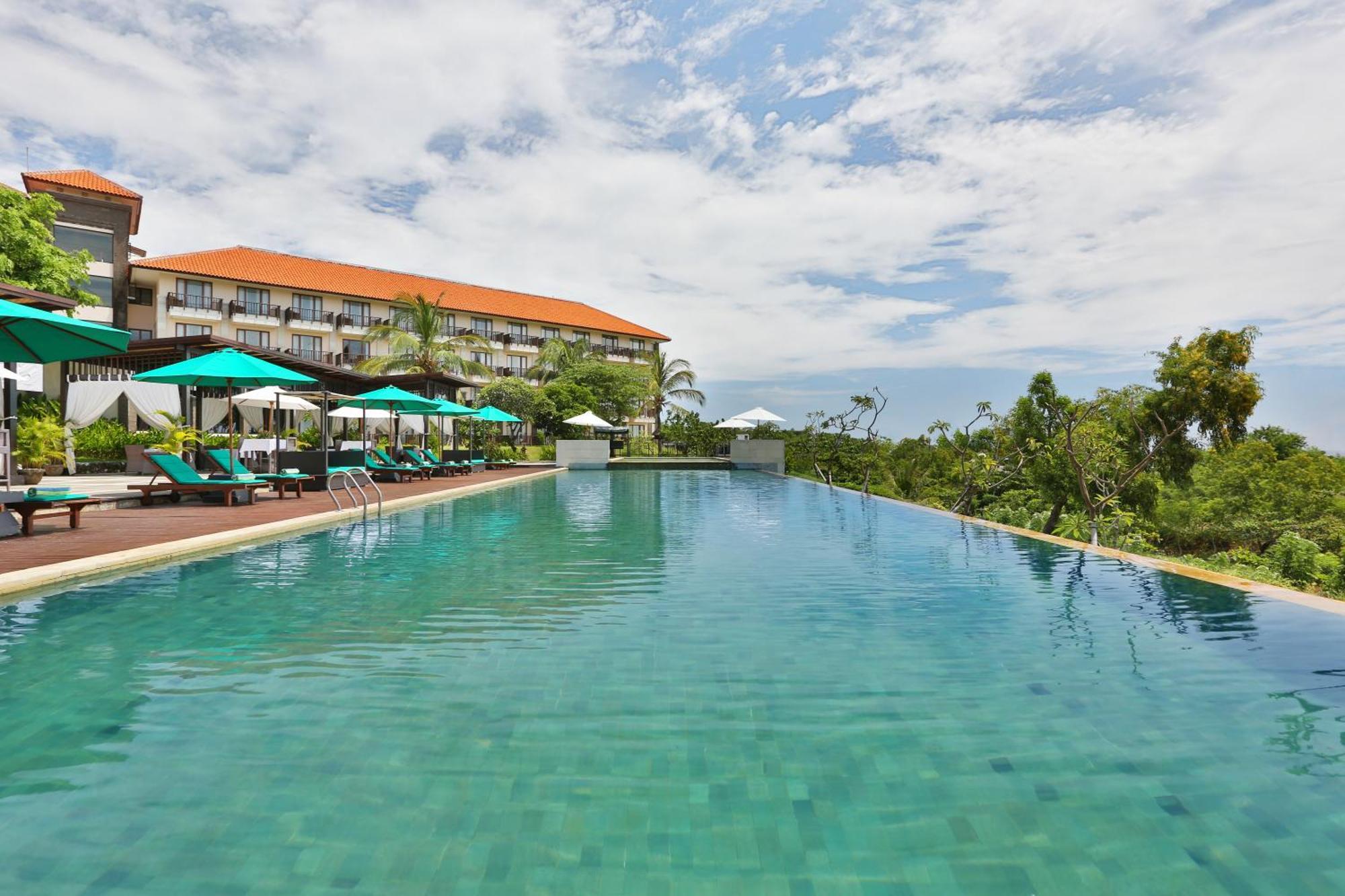 New Kuta Hotel By Lorin 乌鲁瓦图 外观 照片