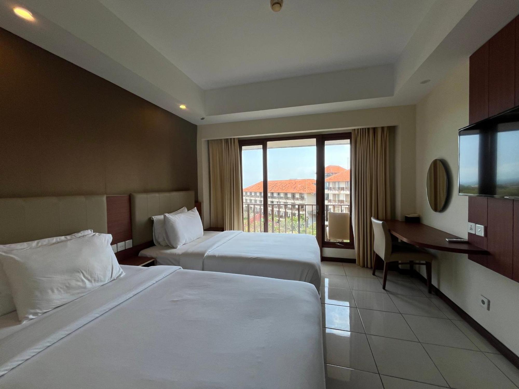 New Kuta Hotel By Lorin 乌鲁瓦图 外观 照片